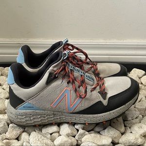 Gently Used New Balance Women’s Trail Running Shoes (Women’s US Size 9）